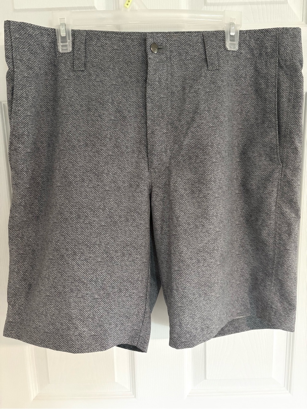 Callaway Heathered Gray Golf Shorts with Subtle Logo